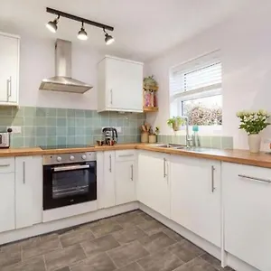 Holiday home Hansom Place Free Parking 18 Minutes Walk To Minster, York