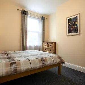 Homestay Vas' House, York