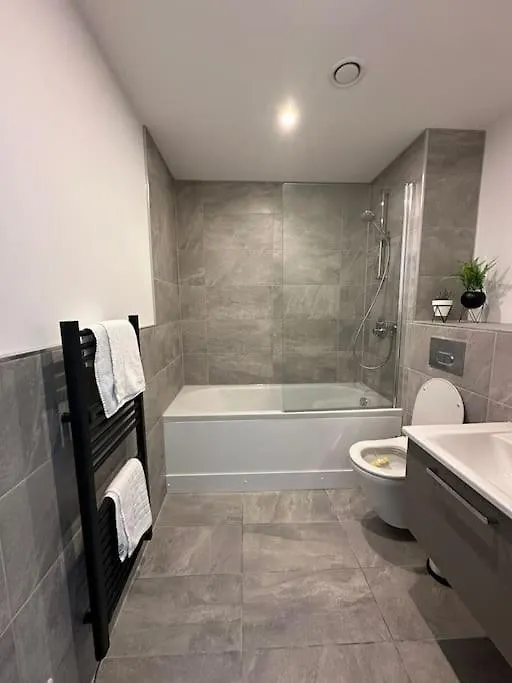 Luxury Central York Apartment